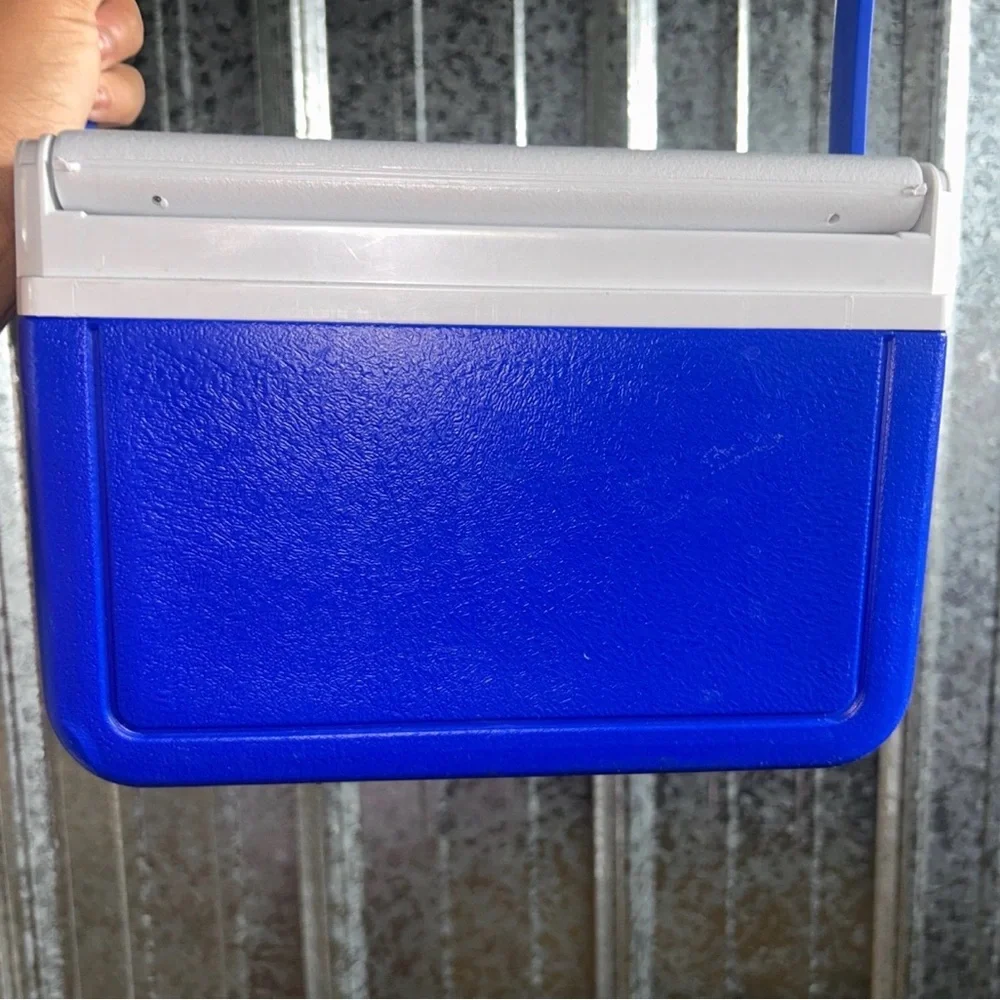 Coleman Blue and White Portable Cooler